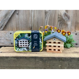 Build a Bee Hotel in a Tin